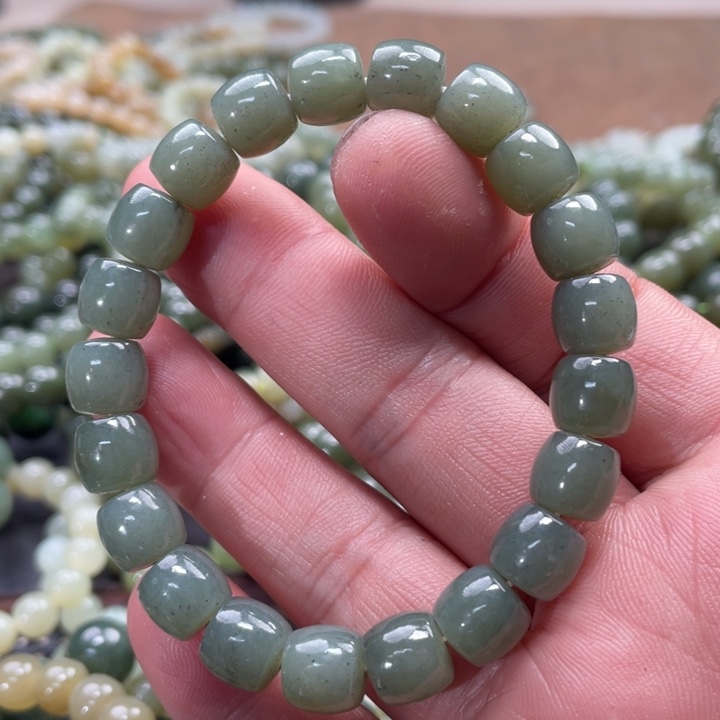 和田玉手链未镶嵌