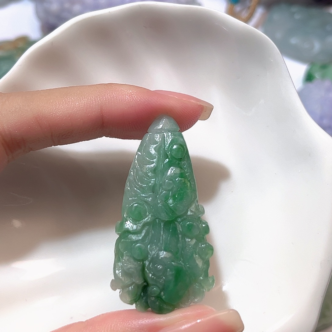 定制翡翠未镶嵌翡翠