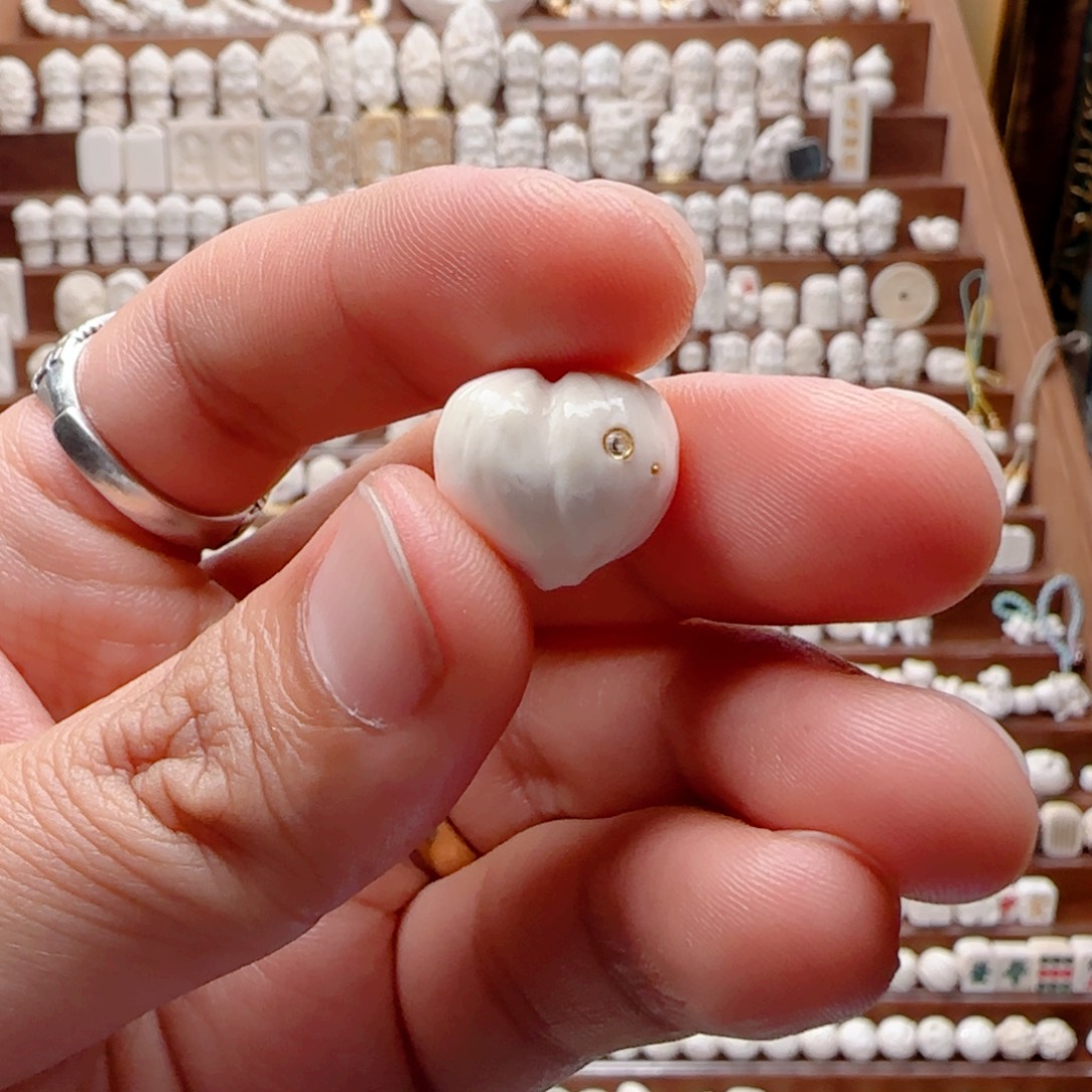 M***生猛犸象牙其他屁桃中号