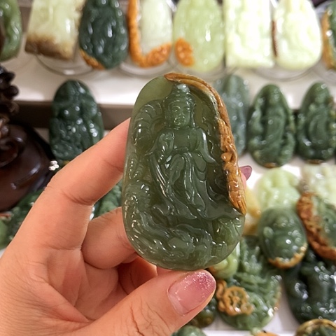 岫岩河磨玉（透闪石质玉）吊坠未镶嵌