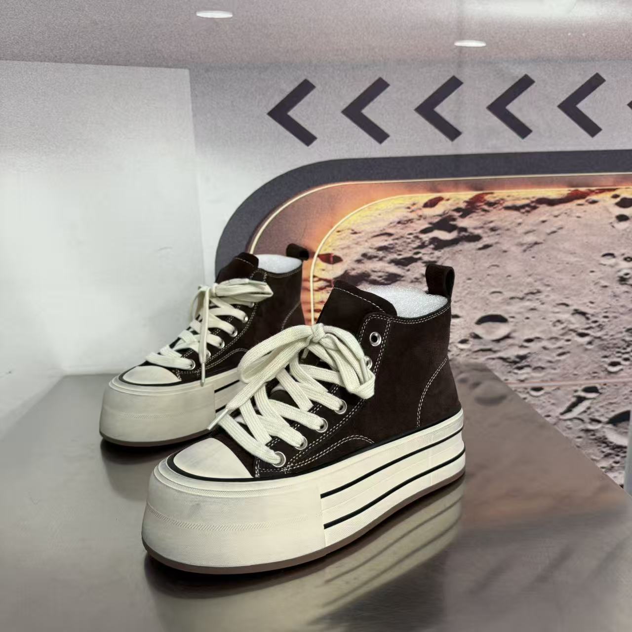 79-52秋款新款2025圆头系带韩版简约休闲板鞋潮流百搭ins