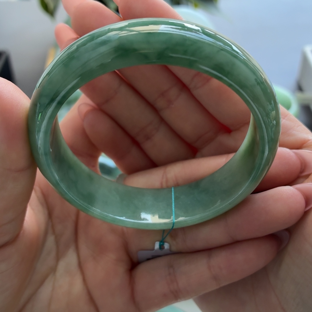 翡翠未镶嵌手镯天然