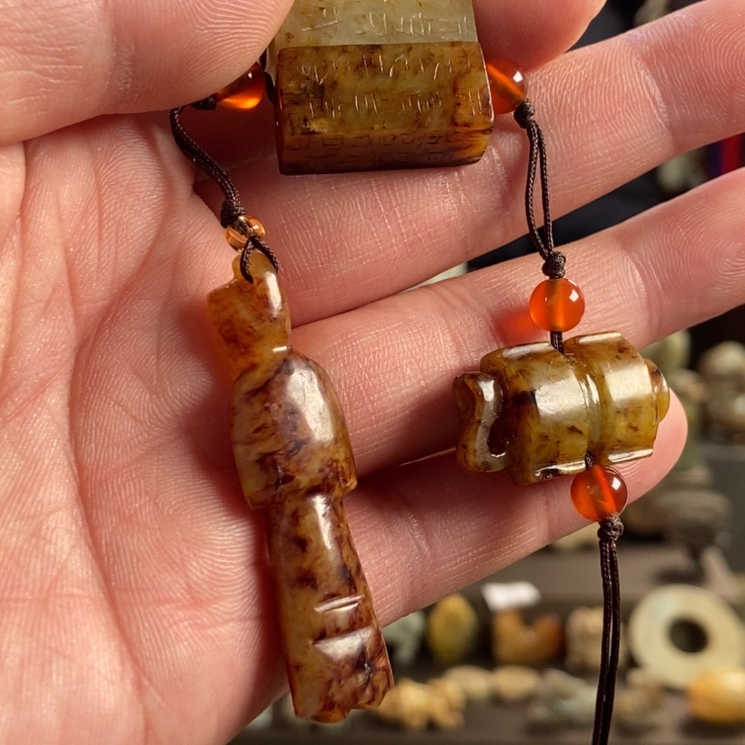 和田玉挂件未镶嵌好***H