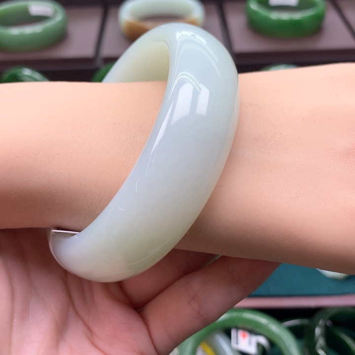 未镶嵌手镯和田玉58.59