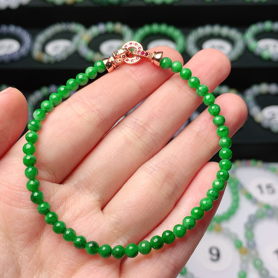 翡翠手链未镶嵌翡翠