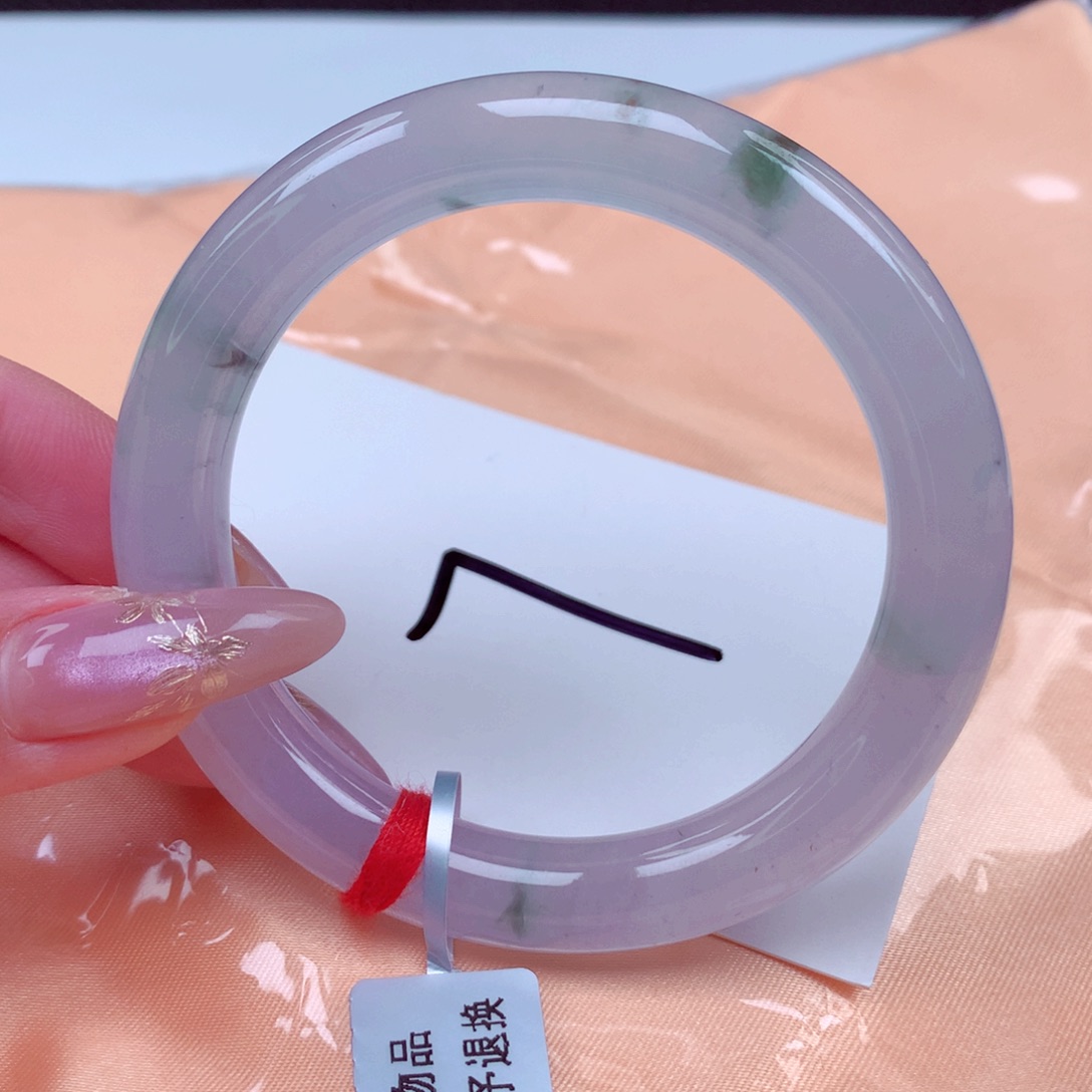 翡翠手镯未镶嵌翡翠52