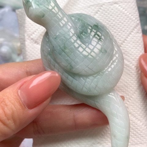 翡翠颈饰未镶嵌翡翠