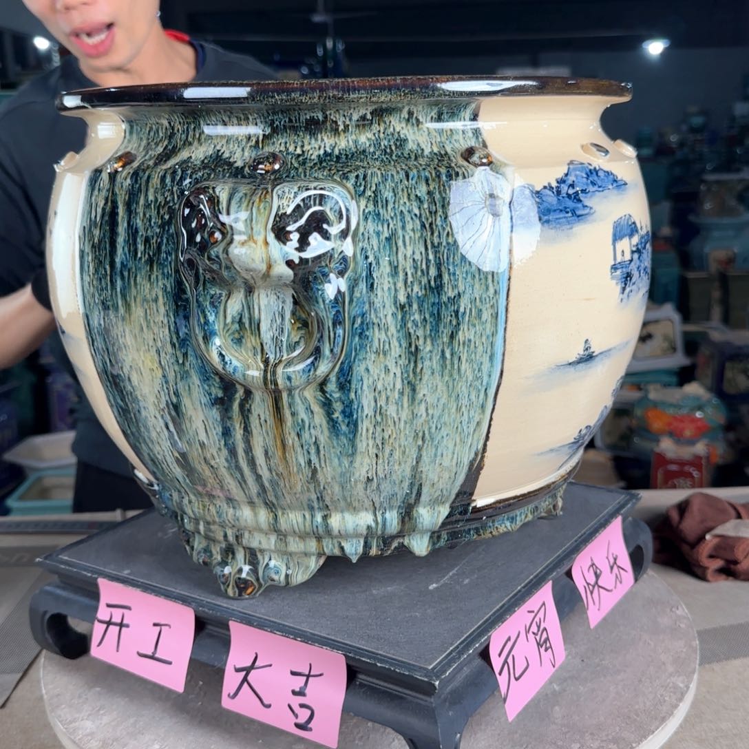 一风堂石湾花盆。