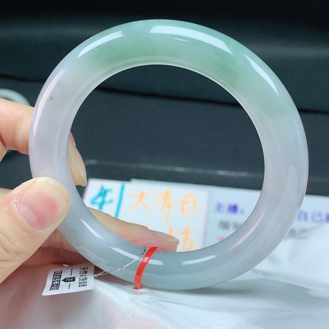 翡翠手镯未镶嵌59胖