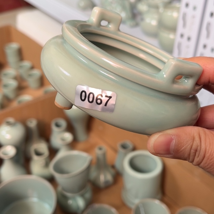 杯子瓷0067香炉微瑕浮力