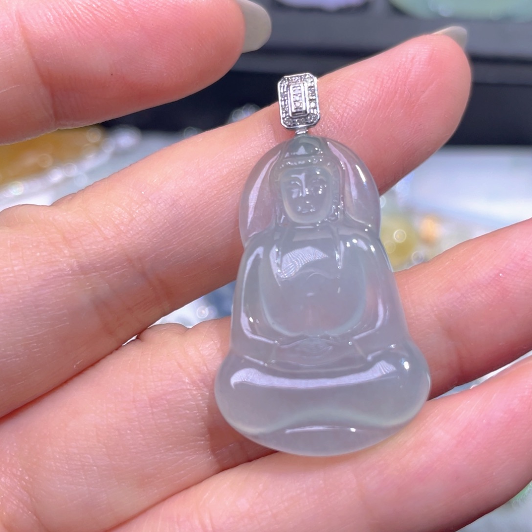 颈饰18K金镶嵌翡翠翡翠