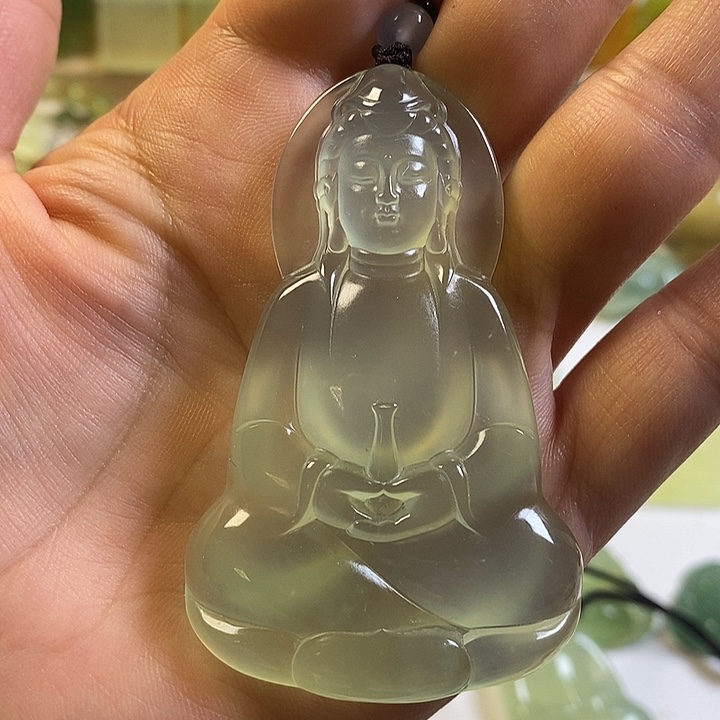 蓝***焰蛇纹石玉未镶嵌颈饰