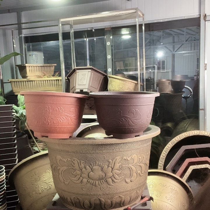 圆40五个有孔金色红色的