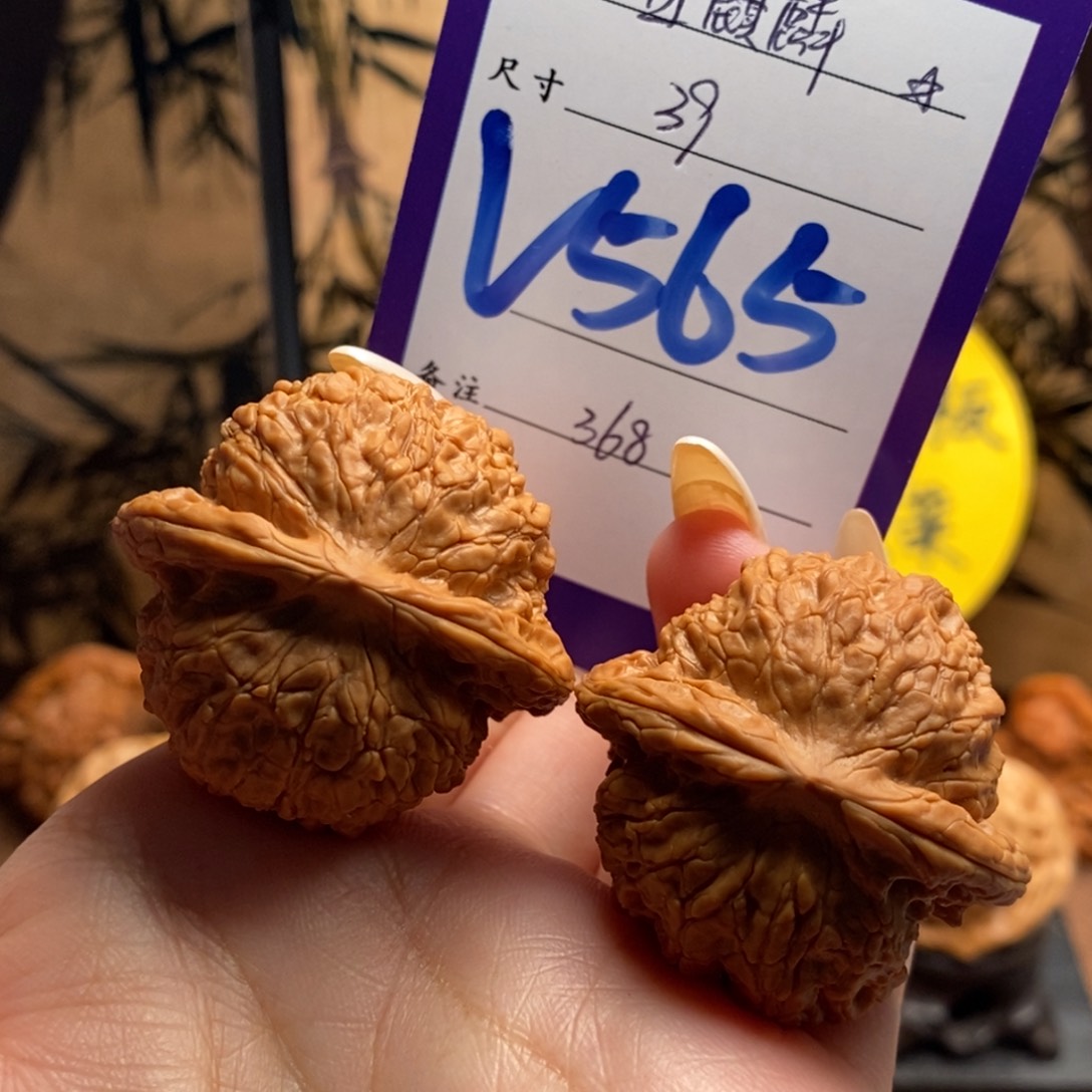 文玩核桃把件血麒麟39