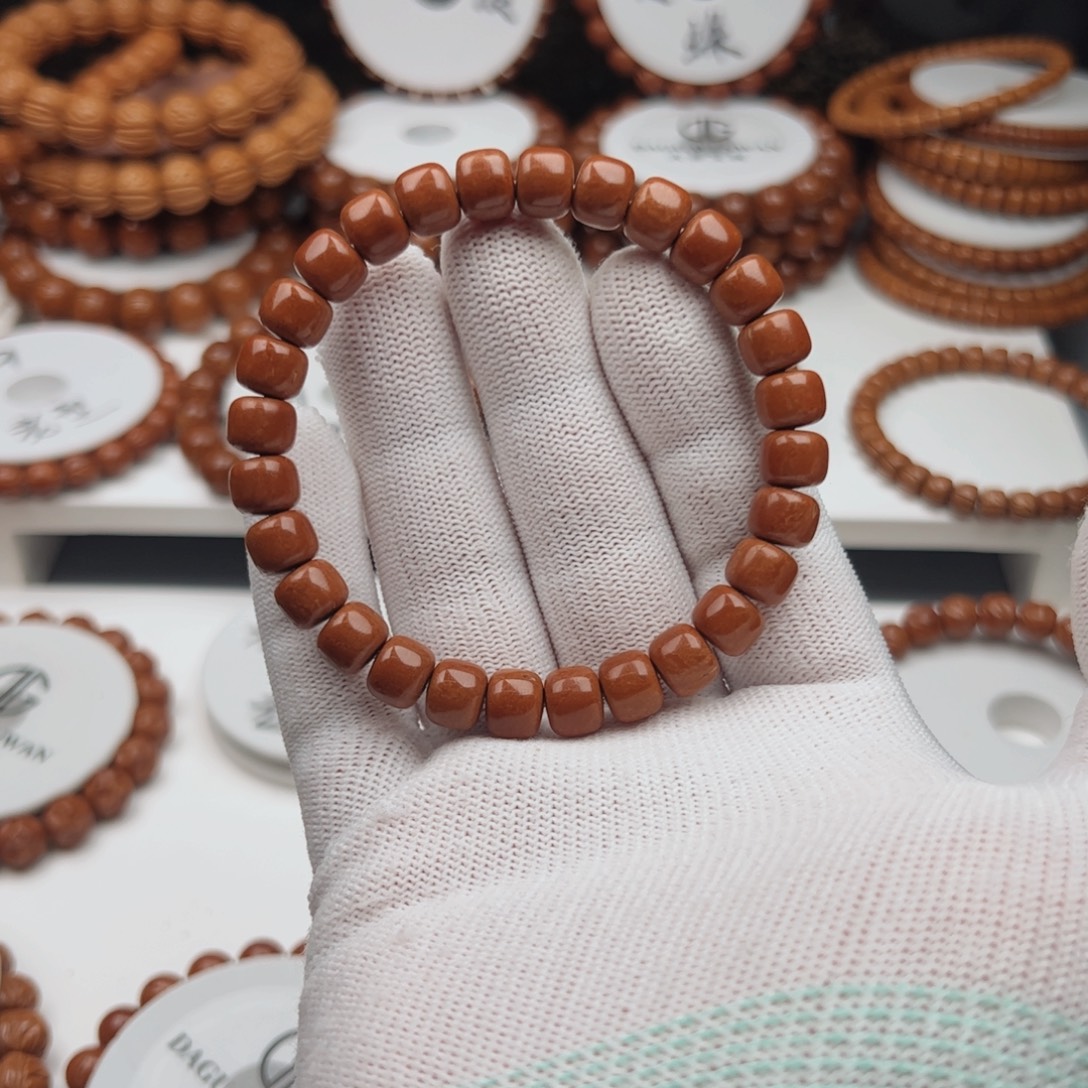 -***吖桃核吊坠桃核手串