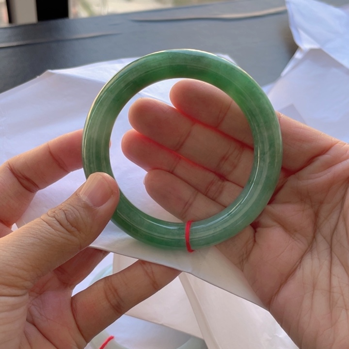 翡翠未镶嵌手镯翡翠手镯