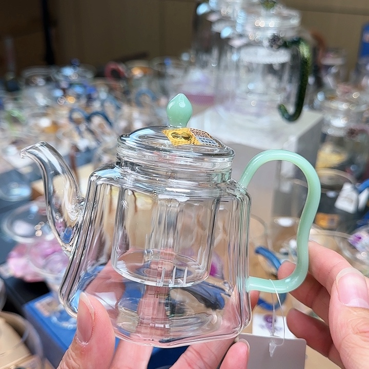 禾器浅玉色锦瑞壶