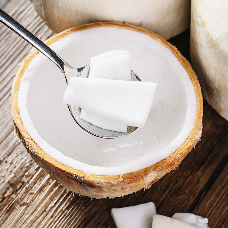 新鲜椰皇大果香甜口感椰香浓郁