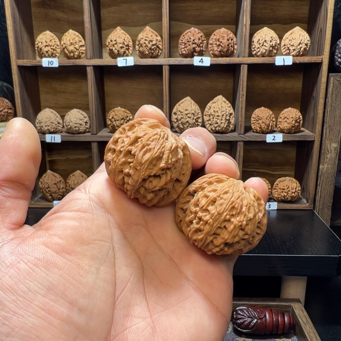 猪***狼文玩核桃把件山地磨