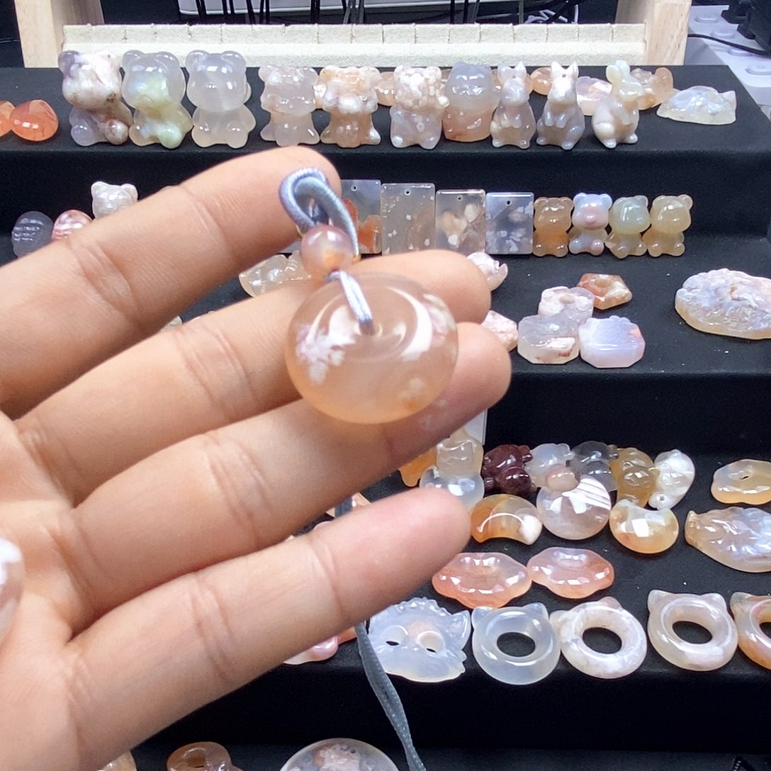 石英质玉吊坠(不含链)未镶嵌苏*木