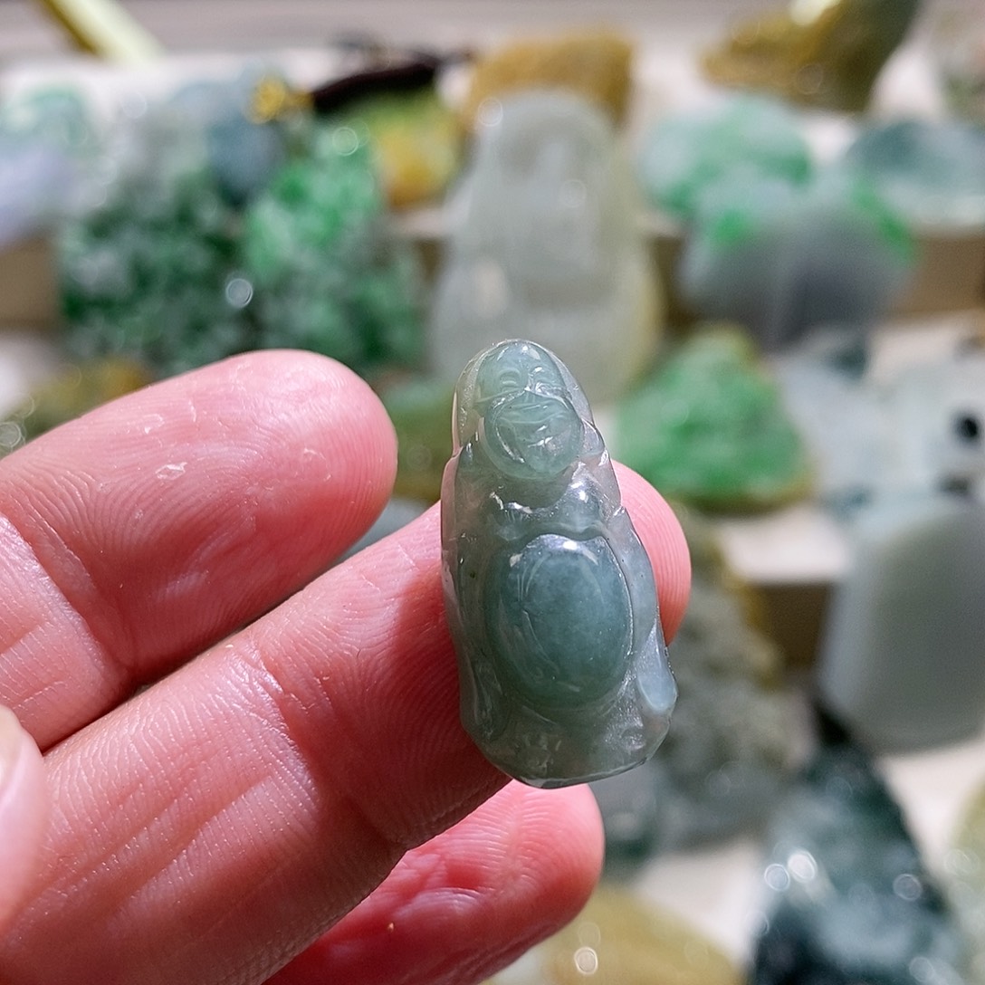 【闪购商品】翡翠颈饰未镶嵌1111111111111