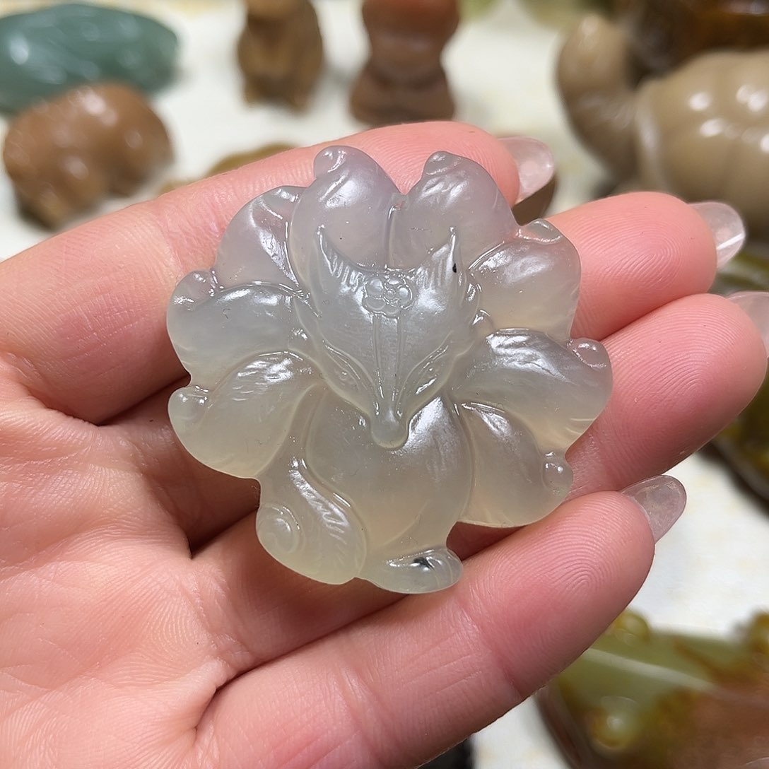 白玉菩提吊坠白玉菩提吊坠