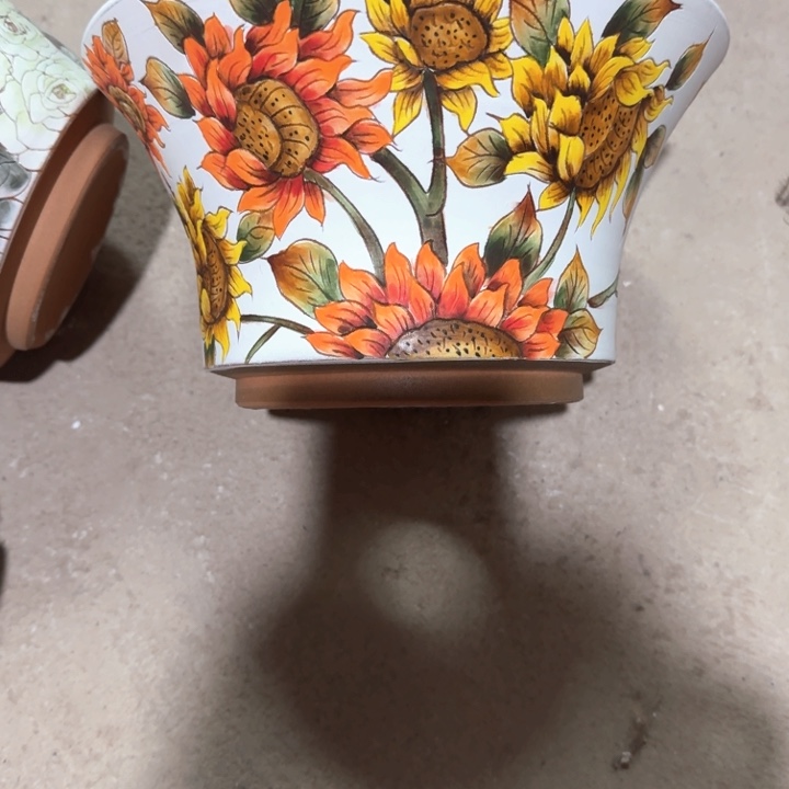 努***由花盆紫砂景德镇陶瓷