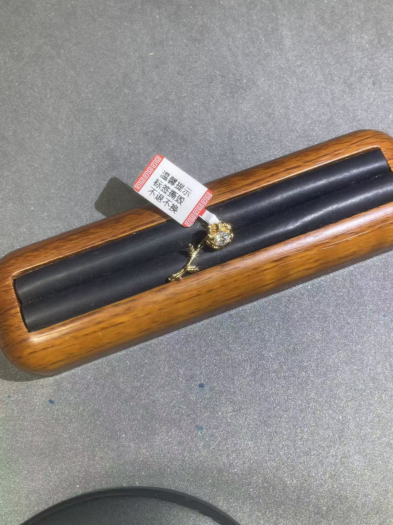 d111玫色玫瑰花吊坠多样发