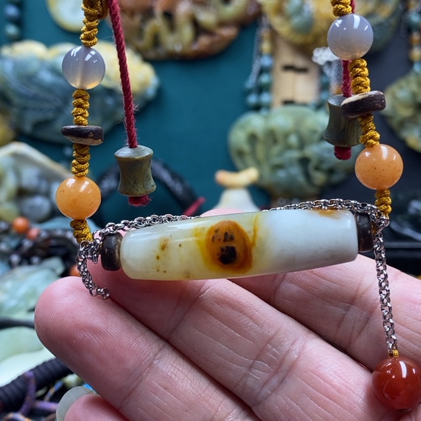 【闪购商品】蛇纹石玉未镶嵌吊坠