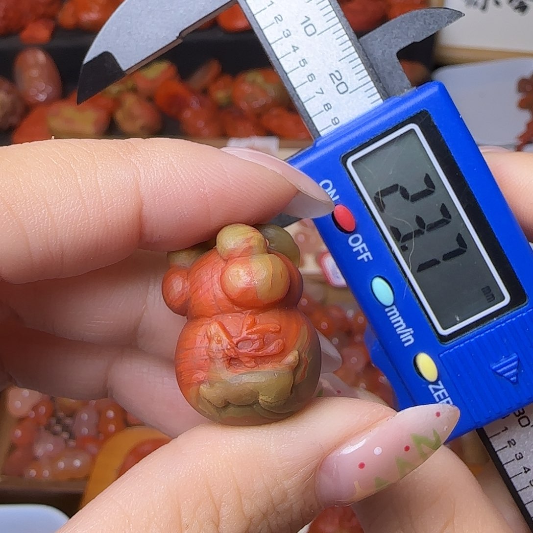 南红玛瑙未镶嵌颈饰