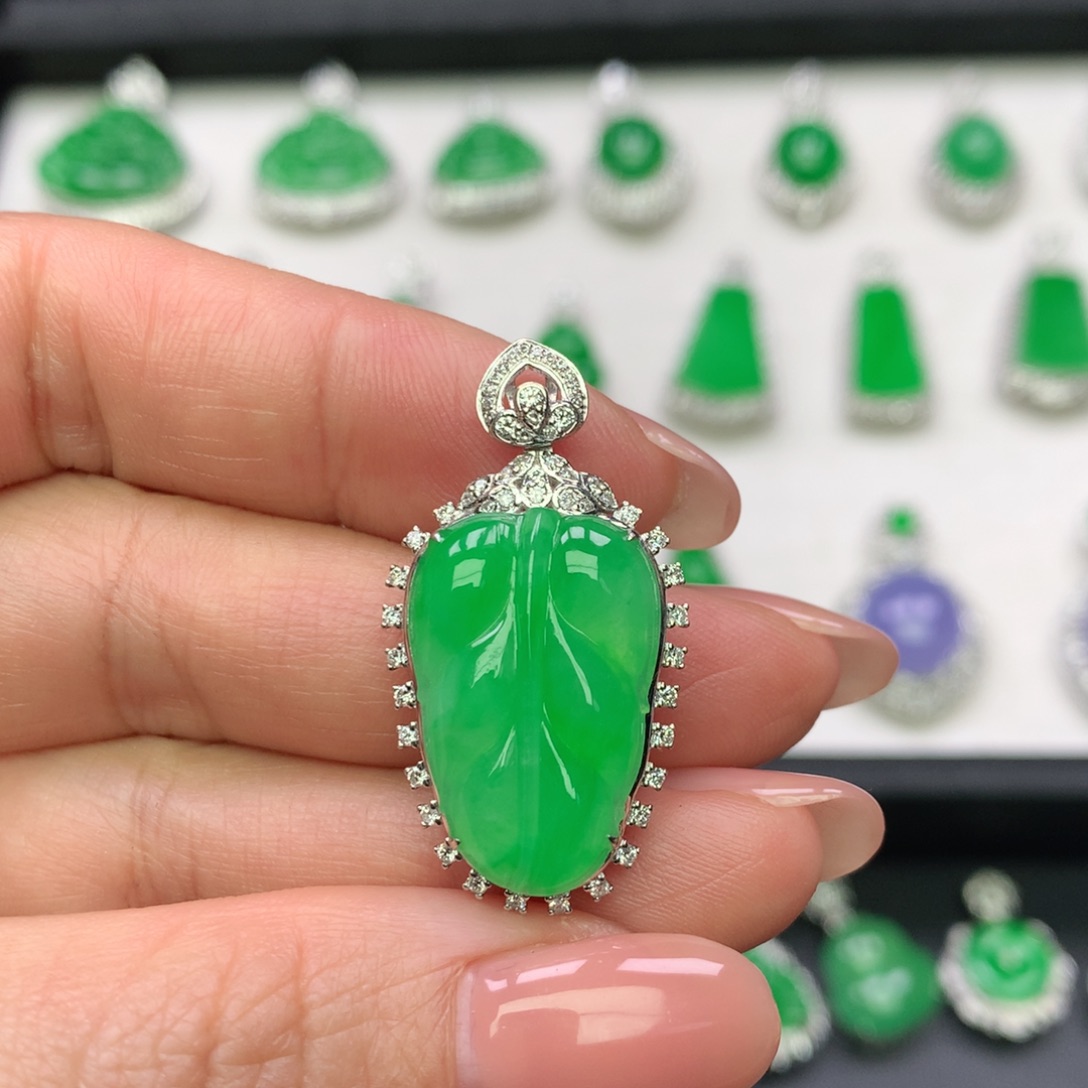 翡翠18K金镶嵌吊坠(不含链)