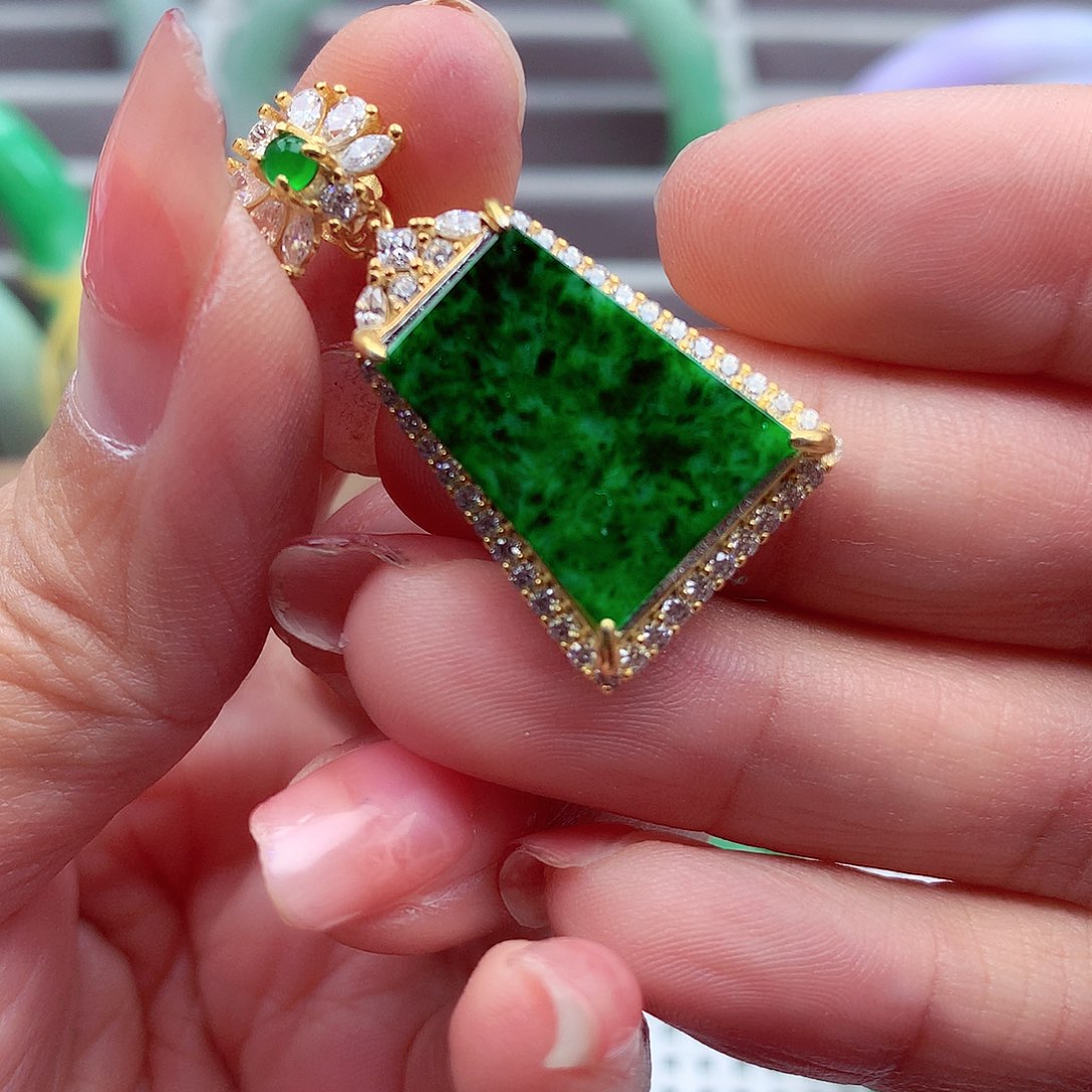 翡翠颈饰银S925镶嵌翡翠