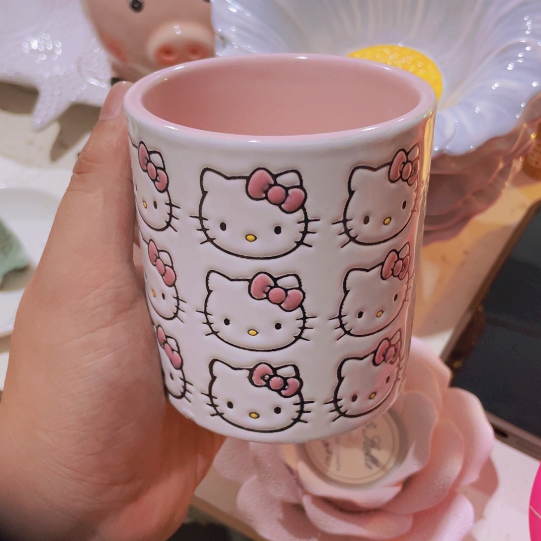 摆件微瑕。                   