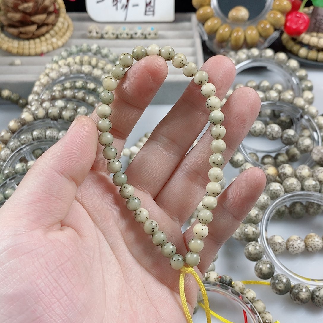 星月菩提吊坠余*0.6带月圆珠手持