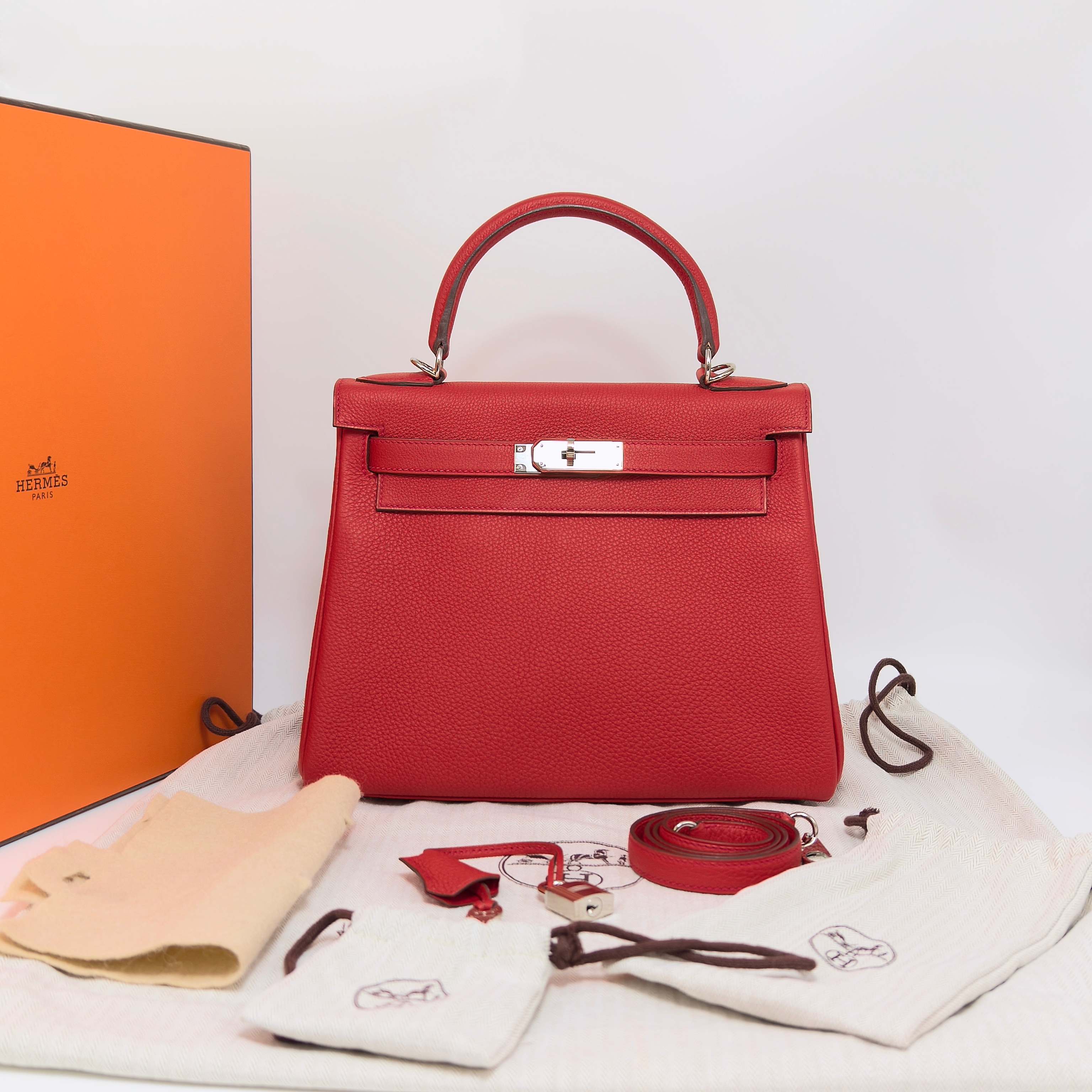 99新 Hermes/爱马仕 国旗红银扣kelly28手提单肩斜挎包 03779