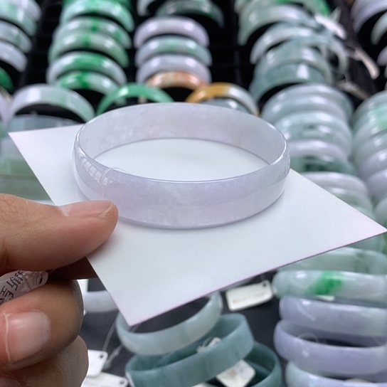 未镶嵌手镯翡翠公主