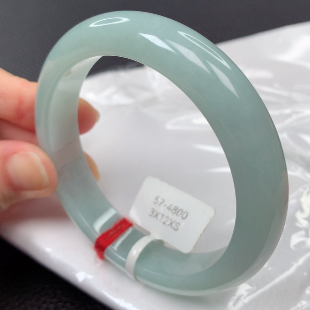 【闪购商品】翡翠手镯未镶嵌70号正圈57