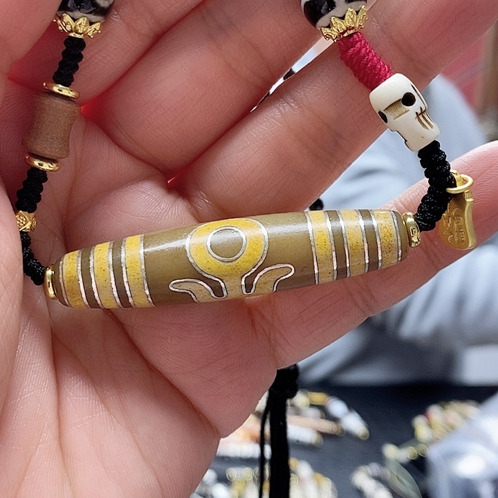 玛瑙/玉髓颈饰合金