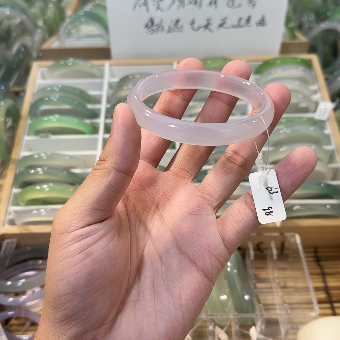 玛瑙/玉髓未镶嵌手镯圈口63