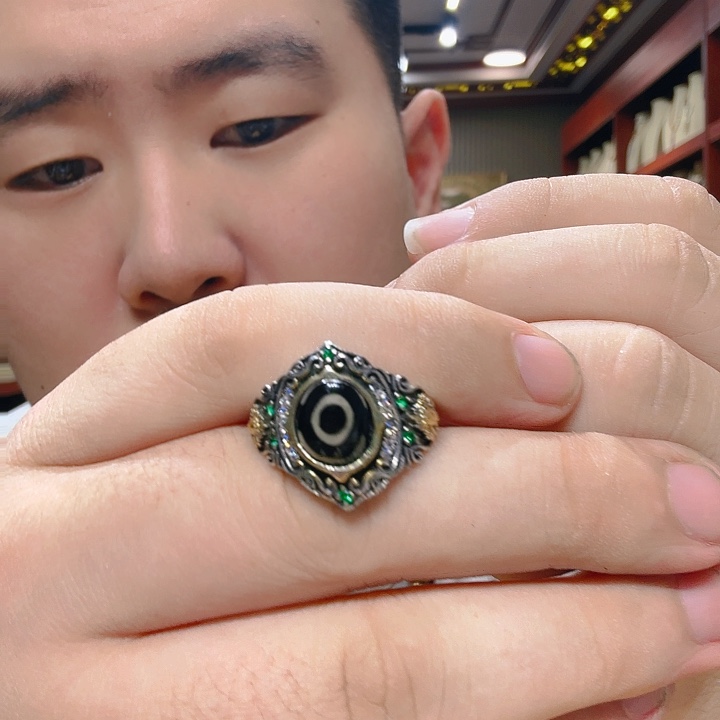 未镶嵌玛瑙/玉髓珠宝奇石