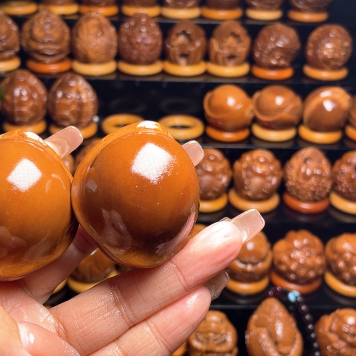 橄榄核把件桃***场橄榄雕刻