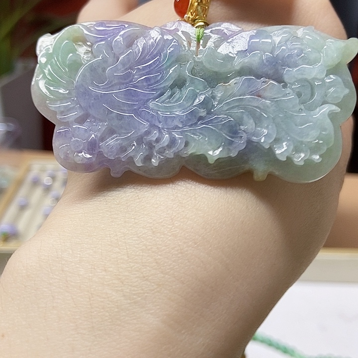翡翠未镶嵌颈饰吊坠