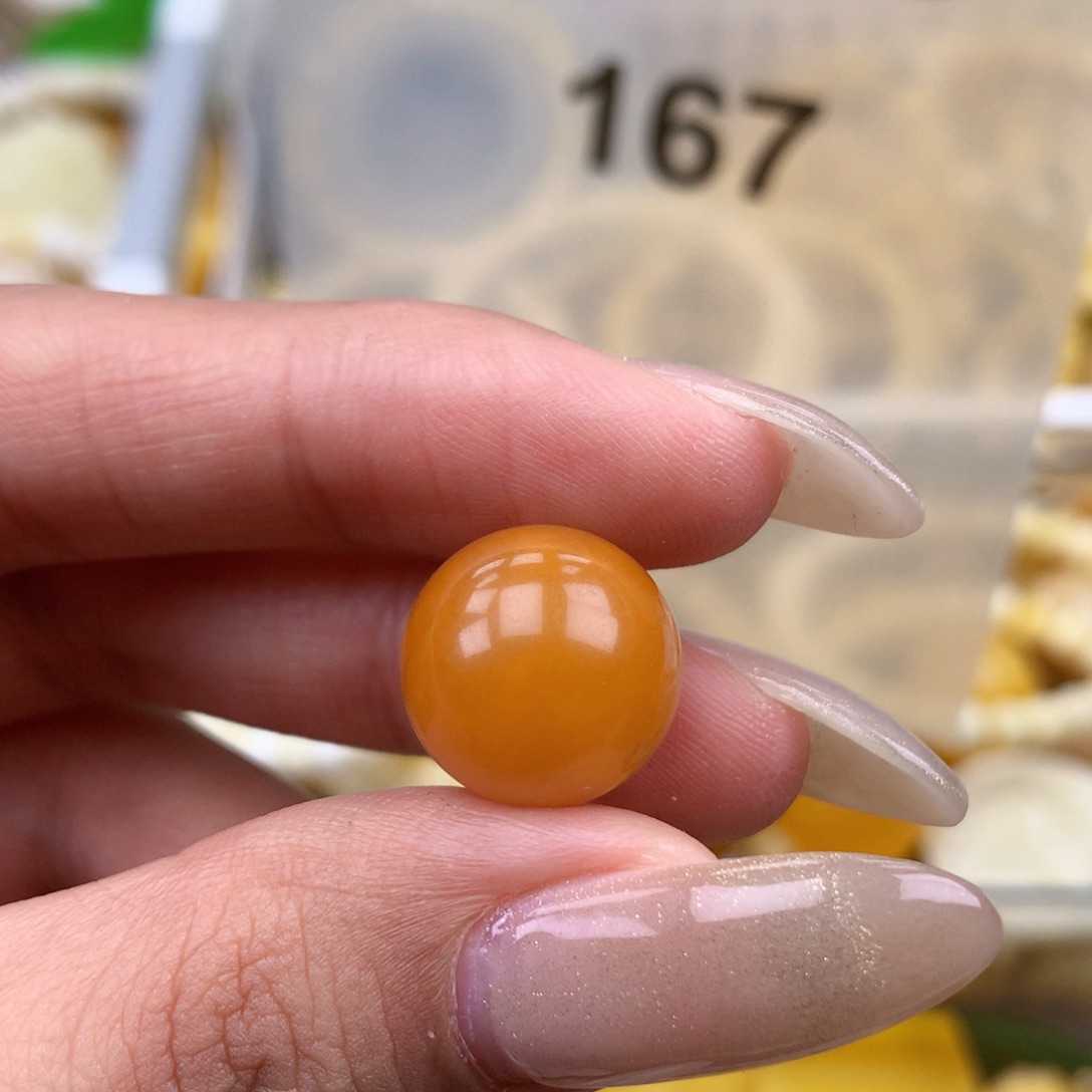 飞***扬琥珀未镶嵌珠宝奇石