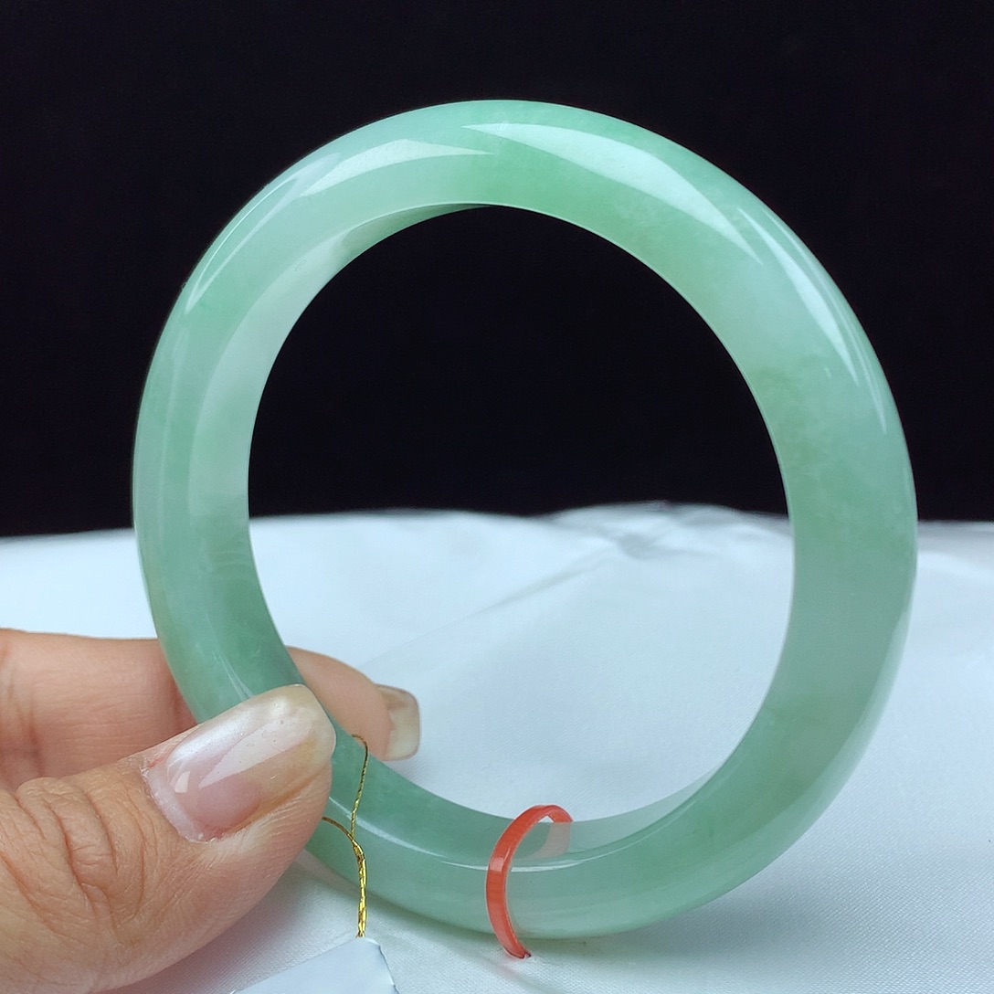 翡翠手镯未镶嵌61圈 3228