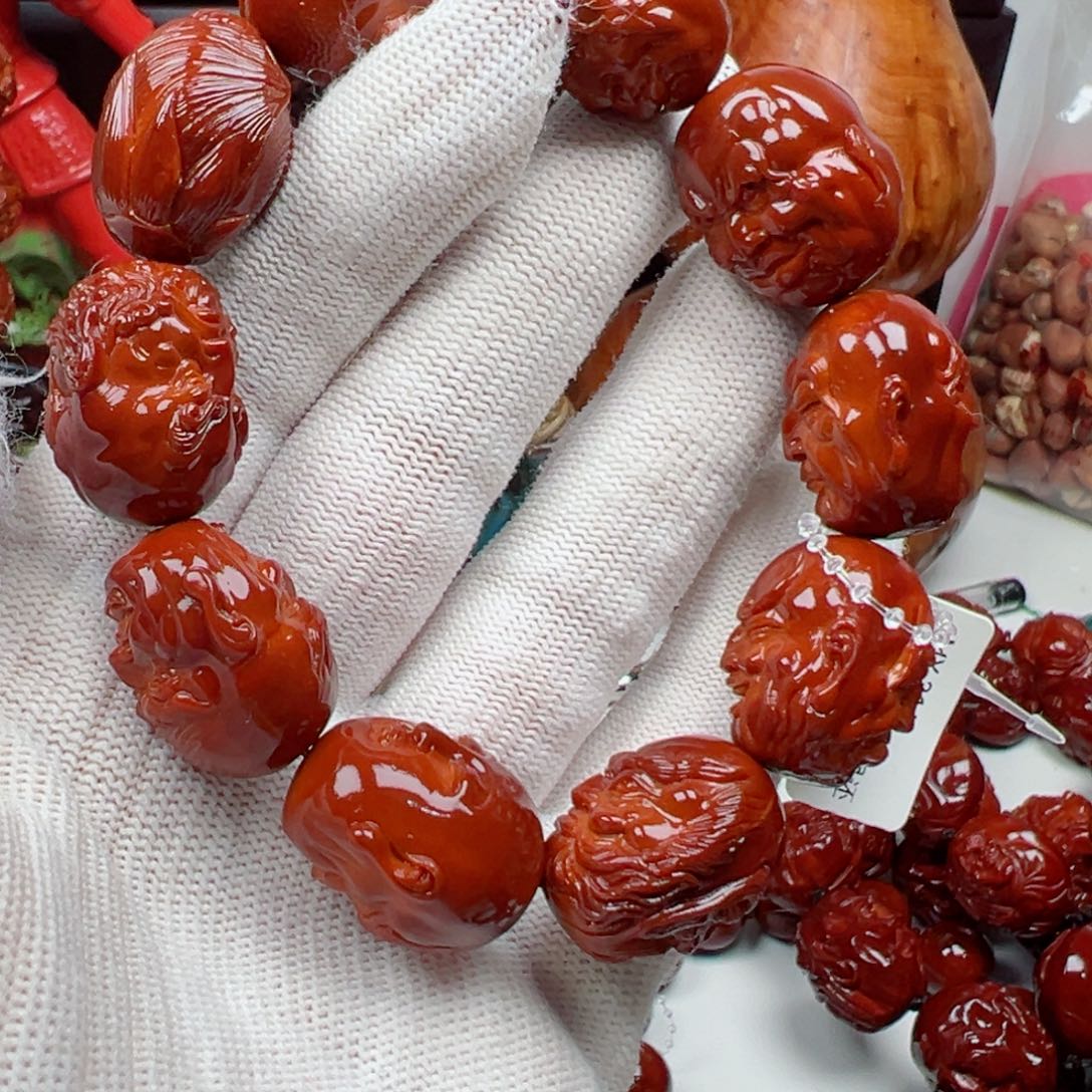 【闪购商品】橄榄核吊坠86436807446898657909