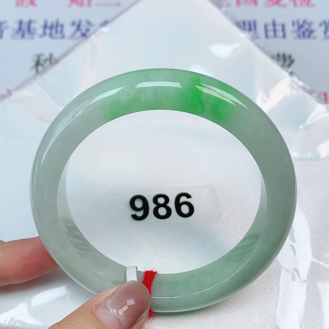 翡翠未镶嵌手镯56 56 56