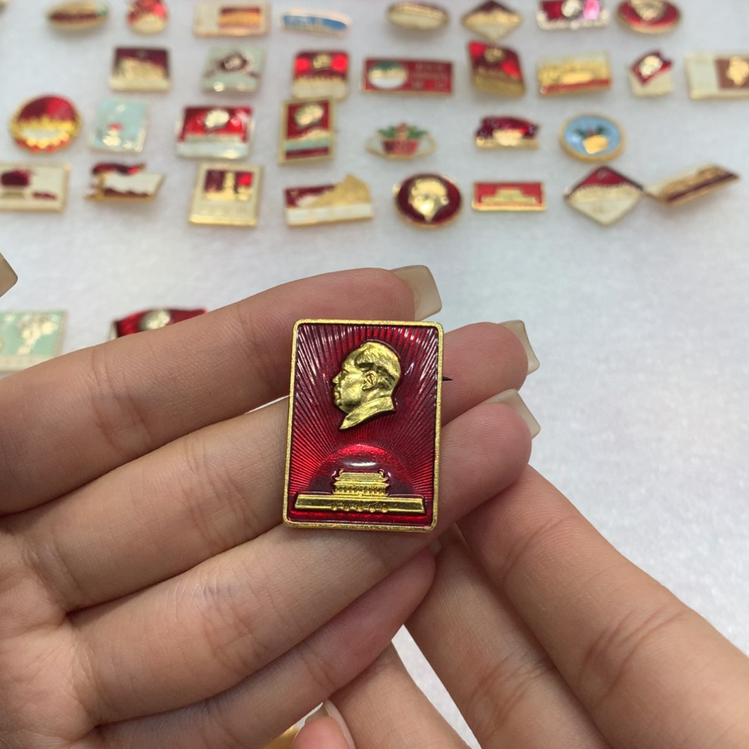 铝文像 安门 红太阳