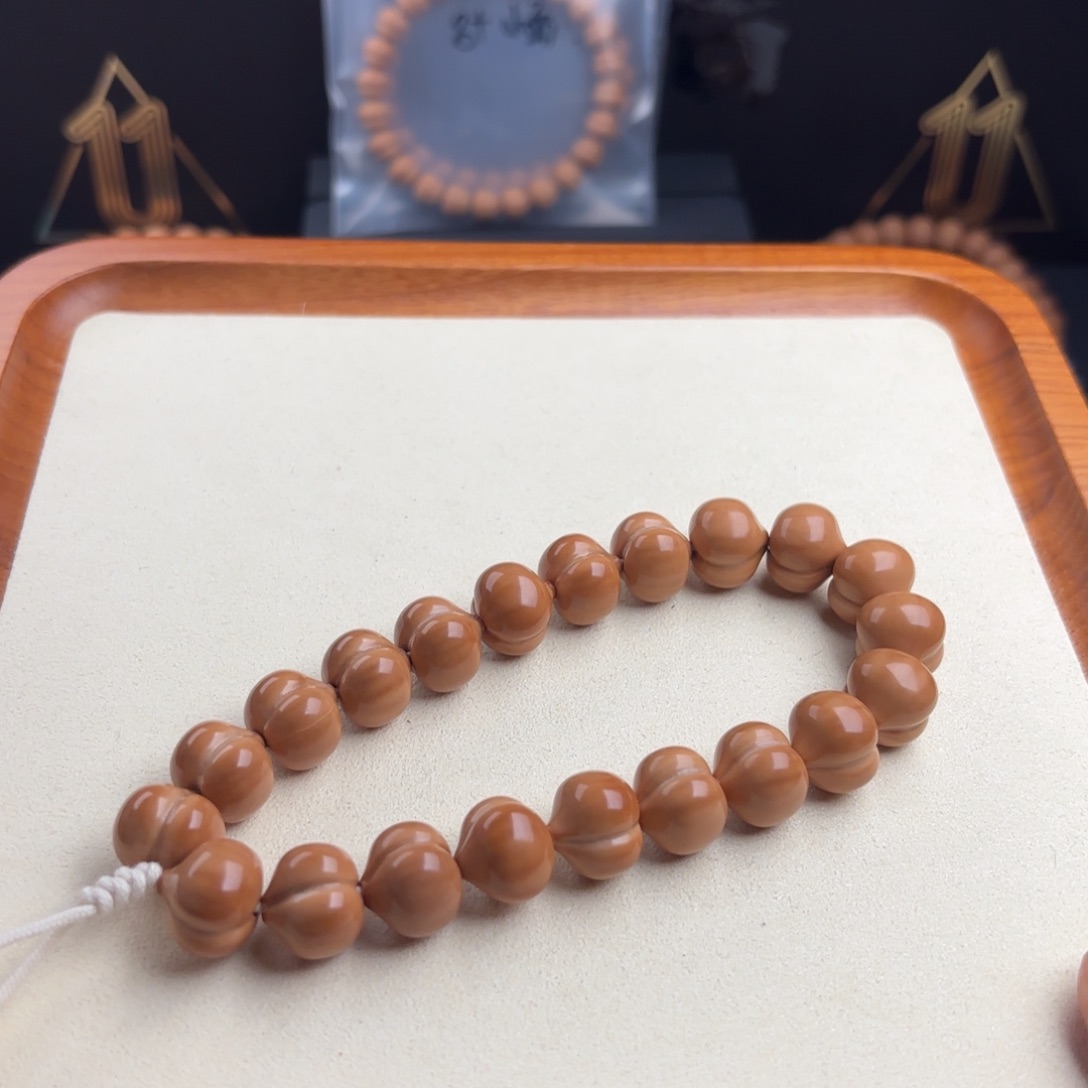 猴头核桃吊坠屁桃，14