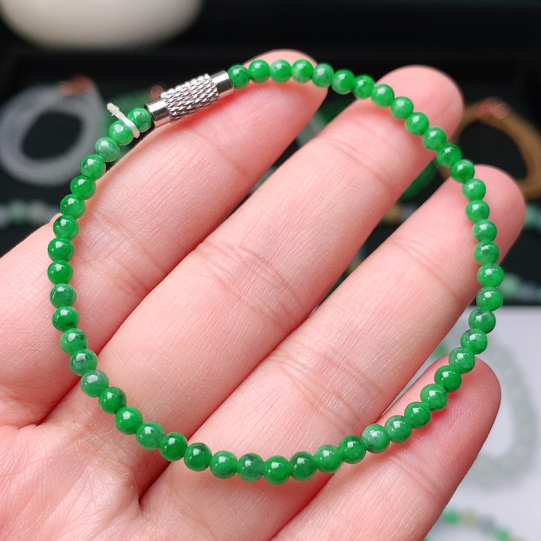 翡翠手链未镶嵌翡翠