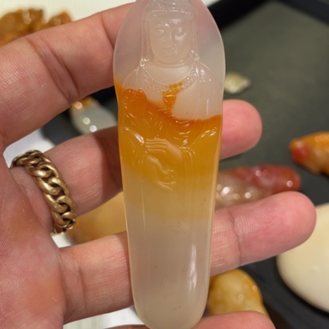 【闪购商品】未镶嵌石英质玉（黄龙玉）颈饰